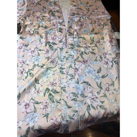 Lauren Ralph Lauren Pink Floral Satin Bell Sleeve Robe Size XL - Picture 10 of 12